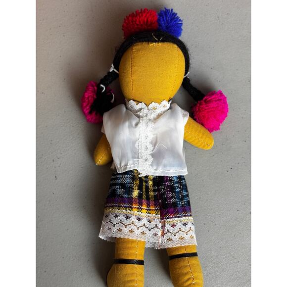 Vintage Guatemalan Worry Doll Homemade Muneca Hispanic Folk Art 10" Cultural - Picture 4 of 6